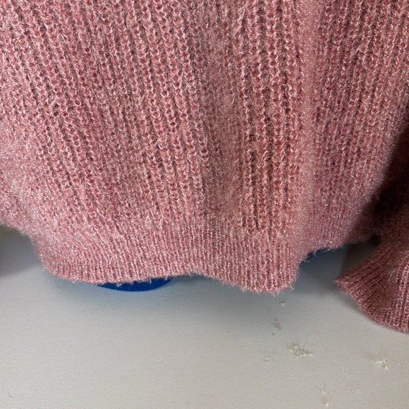 Shein Curve V-Neck Sweater - Picture 4 of 8